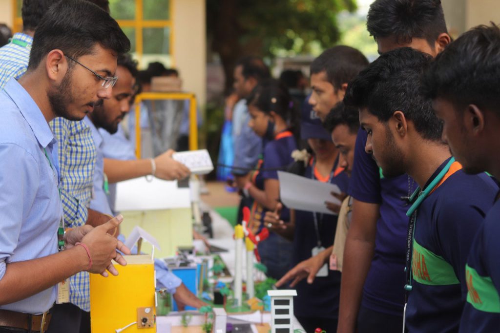KP hosts BOSE students and faculty