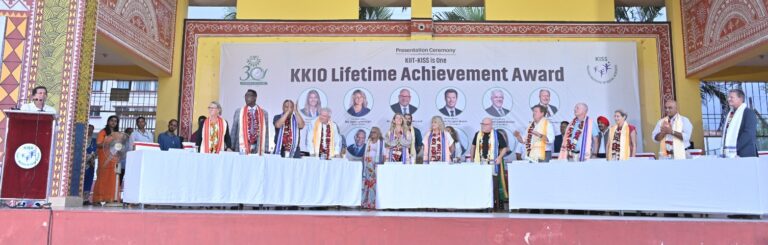 US Senator, Mayors Visit KIIT and KISS Ten Distinguished Personalities Honoured with KKIO Lifetime Achievement Award