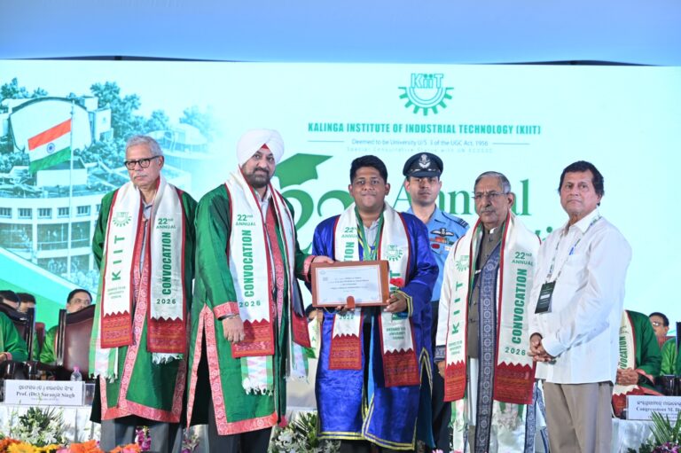 KIIT-DU Organizes 22nd Annual Convocation; Eminent Personalities Urge Students to Embrace Opportunities & Innovate
