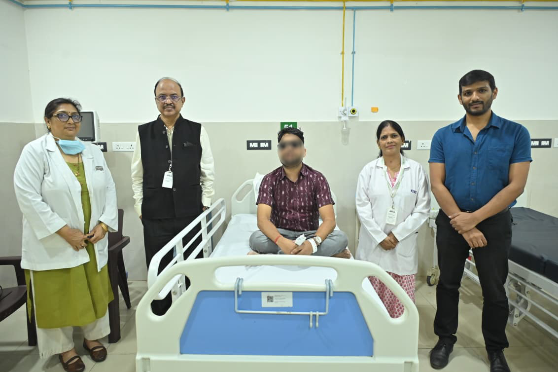 KIMS Performs Successful Corneal Transplant